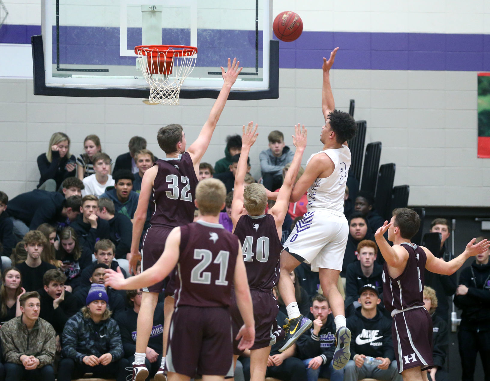 January 24: Holmen vs. Onalaska